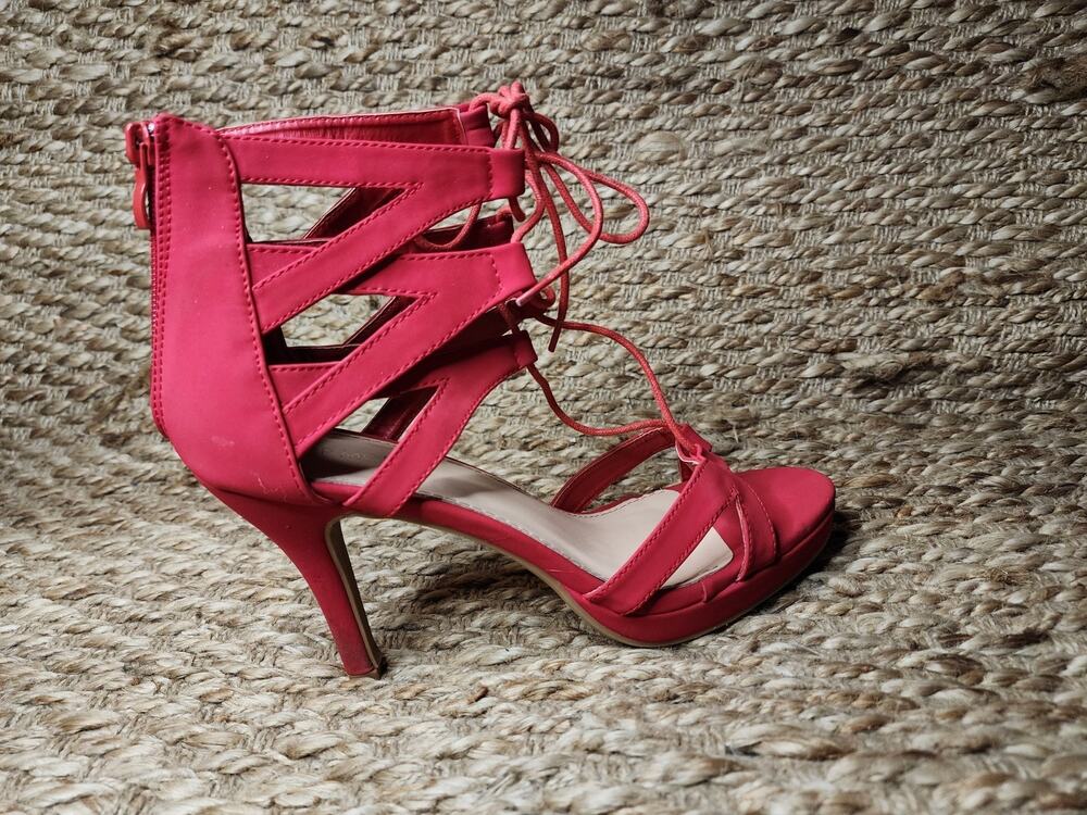 Top Moda Pebble-2 Women's 10 Open Toe Heels Lace Up Cut-Out Gladiator Red